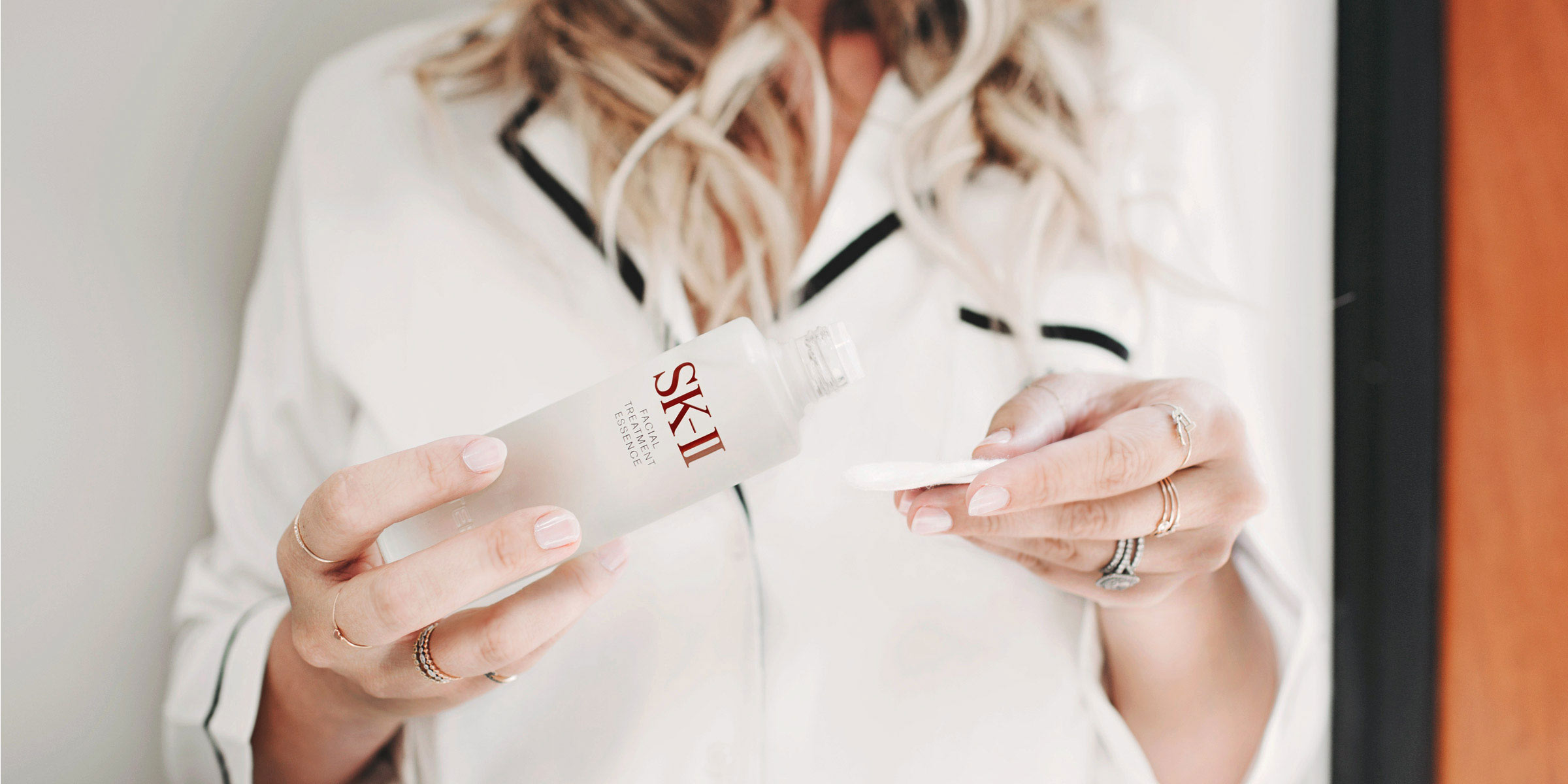 Nước thần SK-II Facial Treatment Essence 30ml/75ml/230ml Nhật Bản Nước thần SK-II Facial Treatment Essence 30ml/75ml/230ml Nhật Bản - Yêu Hàng Ngoại