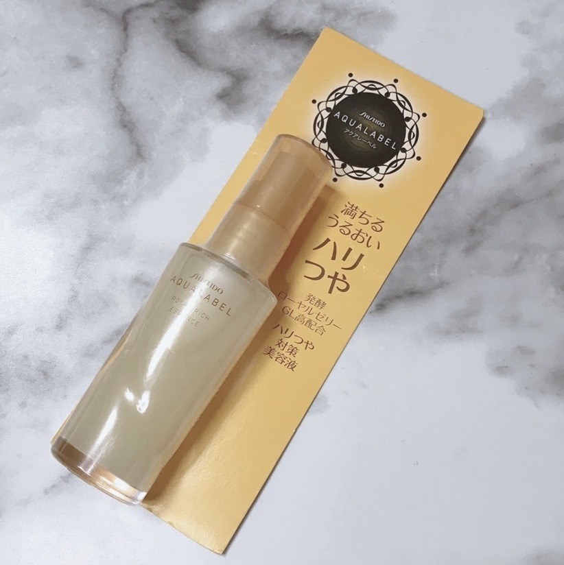 Serum dưỡng da Shiseido Aqualabel Royal Rich Essence màu vàng 30ml Serum dưỡng da Shiseido Aqualabel Royal Rich Essence màu vàng 30ml - Yêu Hàng Ngoại