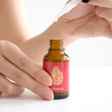 Tinh chất hỗ trợ mụn Komeyu Nhật Bản Serum-tri-mun-komeyu-nhat-ban-noi-dia