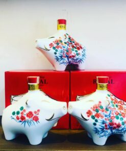 Alternative view of Rượu con heo Suntory Whisky Old (Royal) Nhật Bản 2019 tết Kỷ Hợi