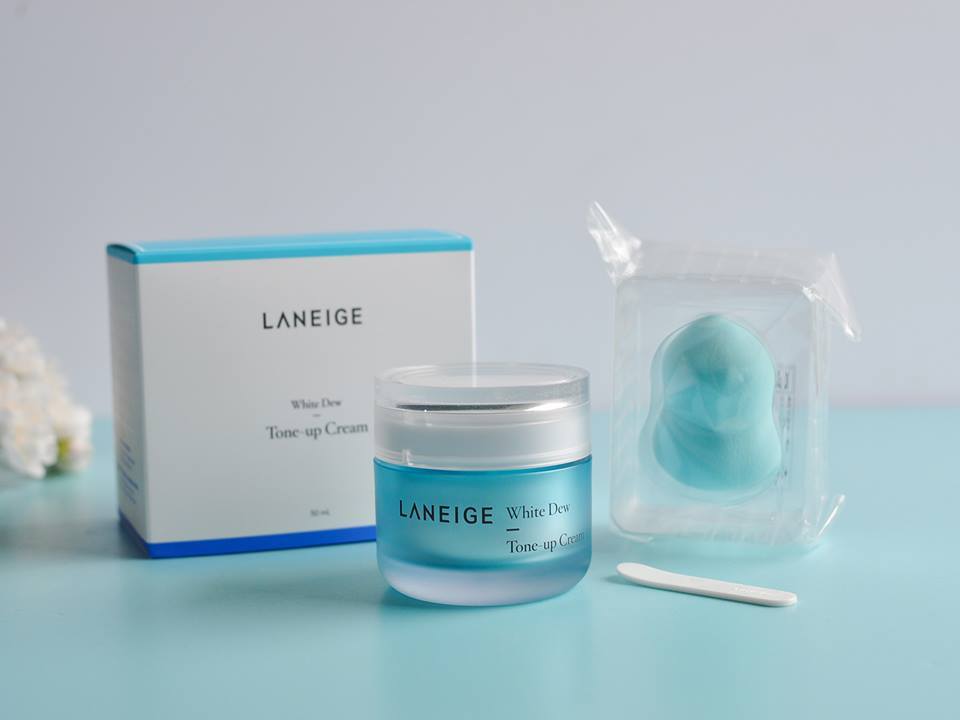 Kem dưỡng trắng da nâng tone Laneige White Dew Tone-Up Cream Hàn Quốc Kem dưỡng trắng da nâng tone Laneige White Dew Tone-Up Cream Hàn Quốc - Yêu Hàng Ngoại