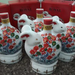 Alternative view of Rượu con chuột Suntory Whisky Royal Nhật Bản năm 2020