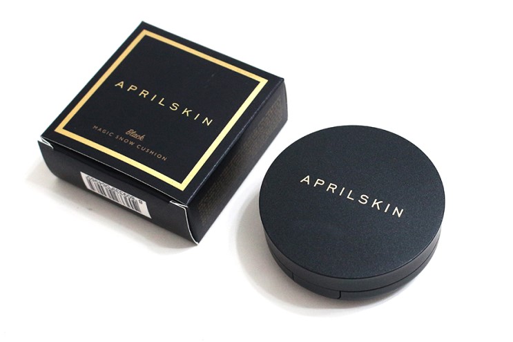 Phấn nước siêu che phủ April Skin Magic Snow Cushion Hàn Quốc Phấn nước siêu che phủ April Skin Magic Snow Cushion Hàn Quốc - Yêu Hàng Ngoại