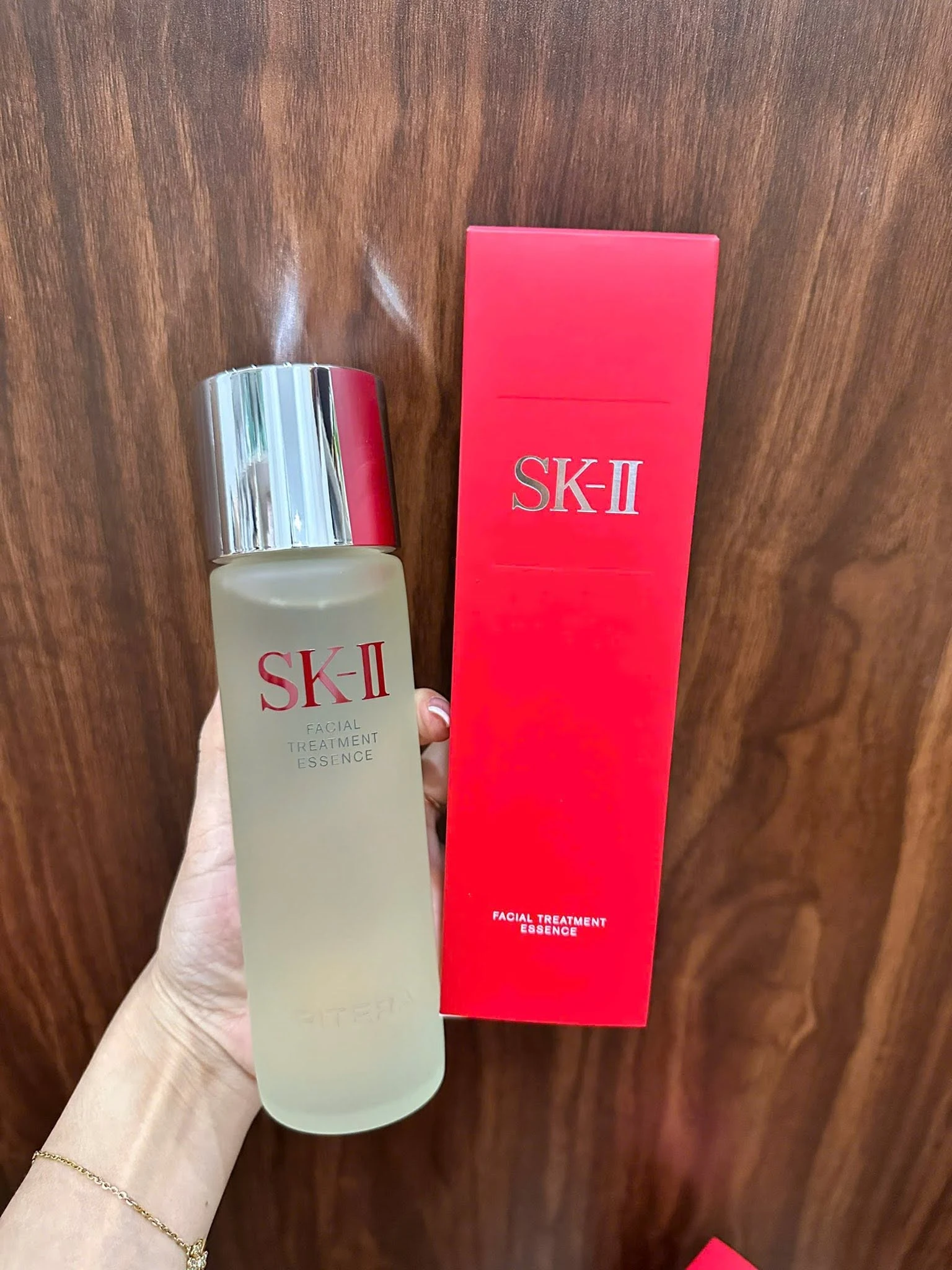 Nước thần SK-II Facial Treatment Essence Nhật Bản Nước thần SK-II Facial Treatment Essence Nhật Bản