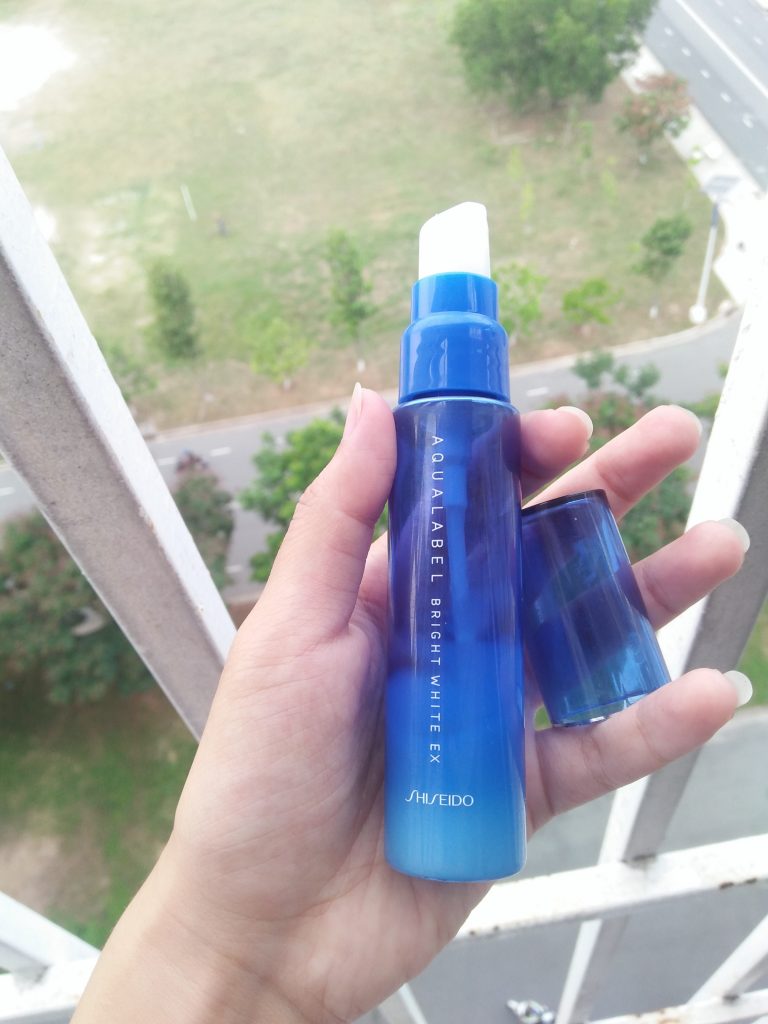 Huyết thanh trắng da Shiseido Aqualabel Bright White EX 45ml Huyết thanh trắng da Shiseido Aqualabel Bright White EX 45ml - Yêu Hàng Ngoại