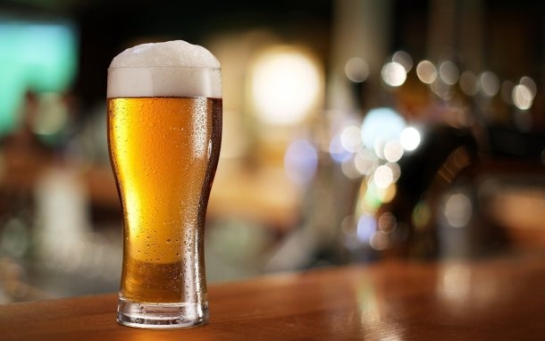 Bia Asahi Nhật Bản bình 2 lít Bia Asahi Nhật Bản bình 2 lít - Yêu Hàng Ngoại