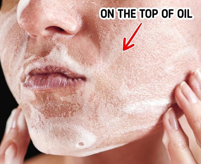 Công thức 10 phút rửa mặt giúp phụ nữ Nhật trẻ lâu Công thức 10 phút rửa mặt giúp phụ nữ Nhật trẻ lâu - Yêu Hàng Ngoại