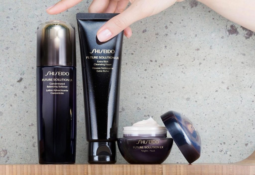 Nước cân bằng da Shiseido Future Solution LX Concentrated Balancing Softener E Nước cân bằng da Shiseido Future Solution LX Concentrated Balancing Softener E - Yêu Hàng Ngoại