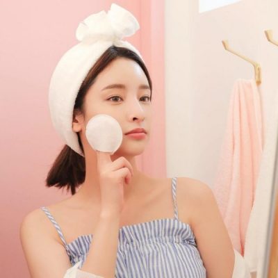 Hướng dẫn các bước chăm sóc da mặt hằng ngày đúng cách Hướng dẫn các bước chăm sóc da mặt hằng ngày đúng cách - Yêu Hàng Ngoại