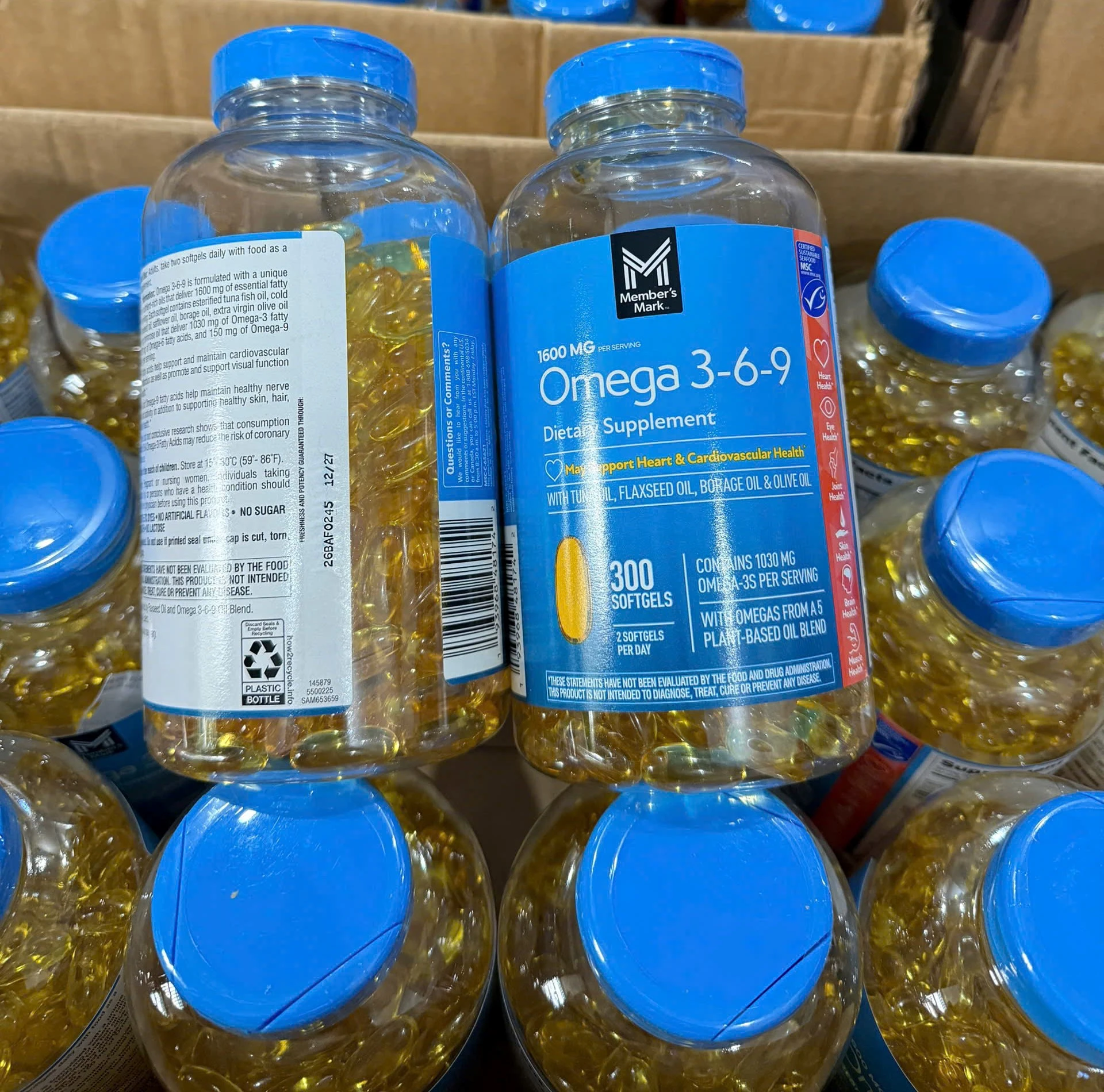 Viên Uống Bổ Sung Dầu Cá & Thực Vật Member's Mark Omega 3-6-9 1600mg – Hộp 300 Viên (Mỹ) Viên Uống Bổ Sung Dầu Cá & Thực Vật Member's Mark Omega 3-6-9 1600mg – Hộp 300 Viên (Mỹ) - Yêu Hàng Ngoại