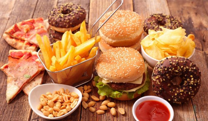 Huyết áp cao nên ăn gì để hạ? Chế độ ăn uống cho người bị cao huyết áp Huyết áp cao nên ăn gì để hạ? Chế độ ăn uống cho người bị cao huyết áp - Yêu Hàng Ngoại