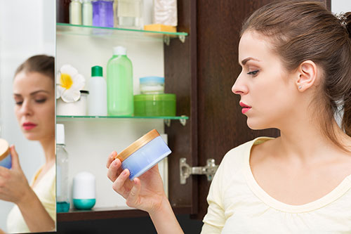 Da nhạy cảm là gì? Các bước skincare chăm sóc cho da nhạy cảm Da nhạy cảm là gì? Các bước skincare chăm sóc cho da nhạy cảm - Yêu Hàng Ngoại
