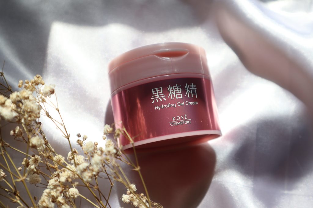 Kem dưỡng da chống lão hóa Kose Hydrating Gel Cream 6in1 Kem dưỡng da chống lão hóa Kose Hydrating Gel Cream 6in1 - Yêu Hàng Ngoại