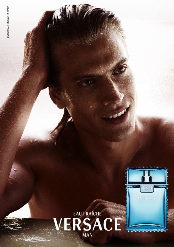 Nước hoa Versace Man Eau Fraiche EDT Nước hoa Versace Man Eau Fraiche EDT - Yêu Hàng Ngoại