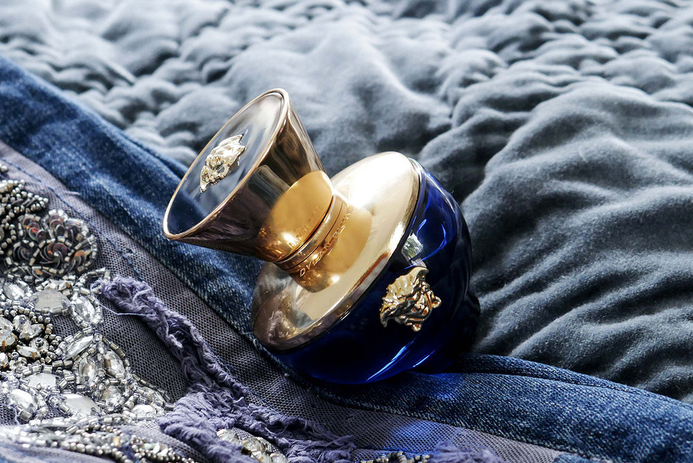 Nước hoa Versace Dylan Blue Pour Femme Eau de Parfum (EDP) Nước hoa Versace Dylan Blue Pour Femme Eau de Parfum (EDP) - Yêu Hàng Ngoại