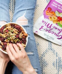 Hạt sấy khô tổng hợp Nature's Garden Omega-3 Deluxe Mix Hạt sấy khô tổng hợp Nature's Garden Omega-3 Deluxe Mix - Yêu Hàng Ngoại