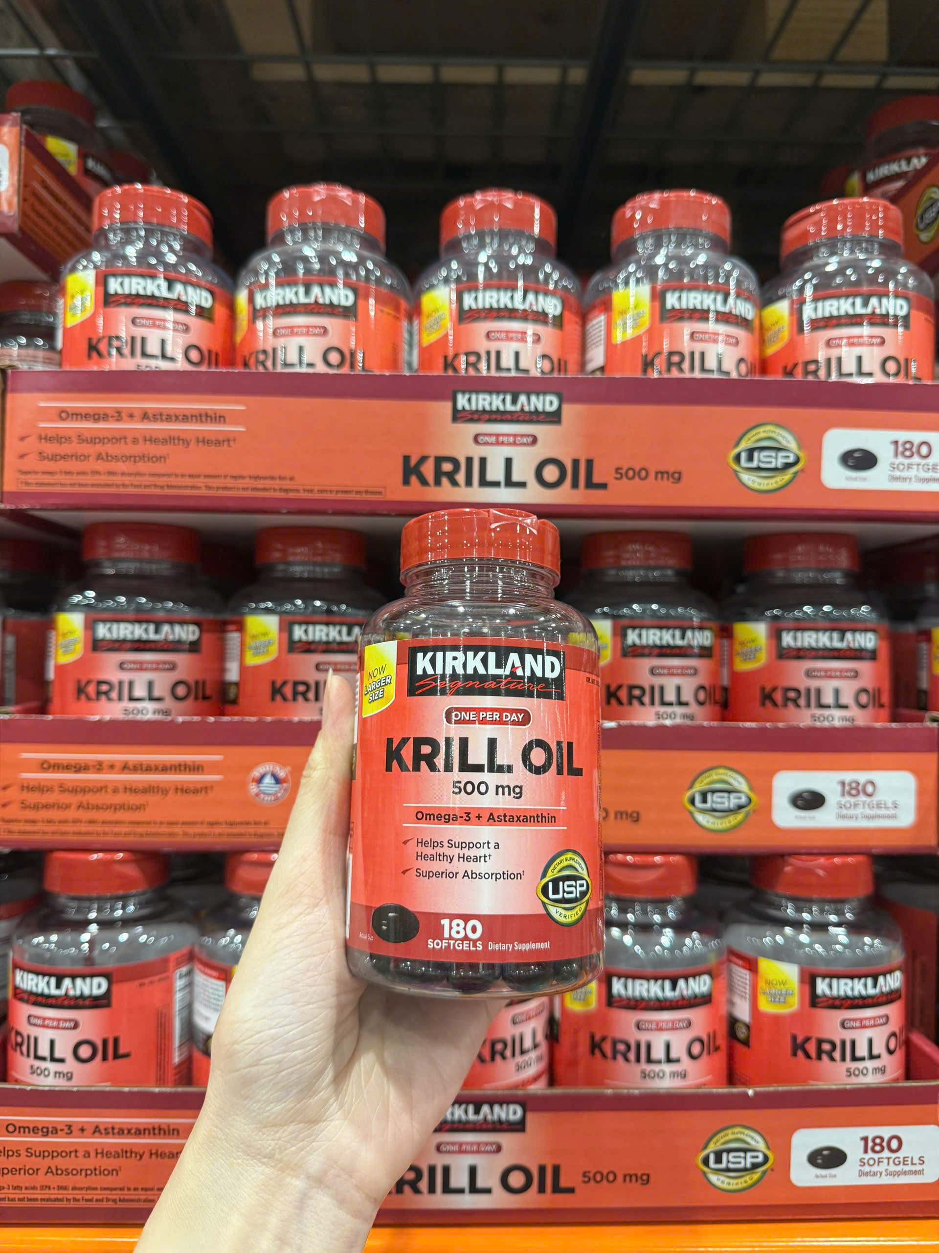 Viên uống dầu nhuyễn thể Kirkland Signature Krill Oil 500mg (Mỹ) Viên uống dầu nhuyễn thể Kirkland Signature Krill Oil 500mg (Mỹ) - Yêu Hàng Ngoại