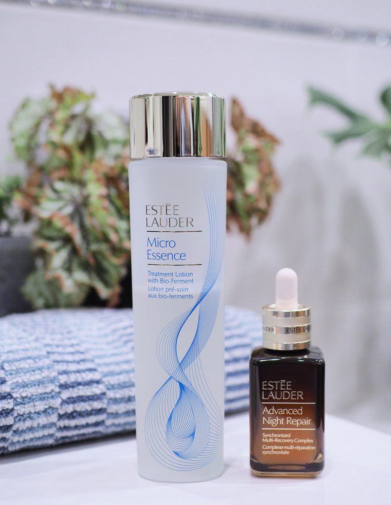 Nước thần Estée Lauder Micro Essence Treatment Lotion with Bio-Ferment Nước thần Estée Lauder Micro Essence Treatment Lotion with Bio-Ferment - Yêu Hàng Ngoại