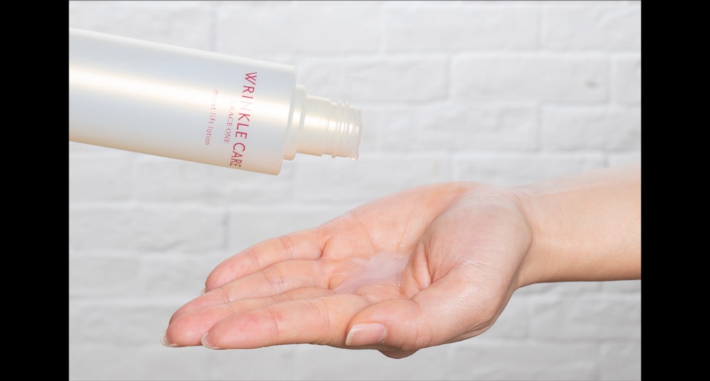 Nước hoa hồng dưỡng ẩm chống lão hoá Kose Grace One Wrinkle Care Moist Lift Lotion - Yêu Hàng Ngoại