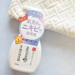Sữa rửa mặt tạo bọt chiết xuất đậu nành Sana White Nameraka Nhật Bản