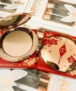 Phấn phủ CHARLOTTE TILBURY Airbrush Flawless Finish Complexion Perfecting Micro Powder Phấn phủ CHARLOTTE TILBURY Airbrush Flawless Finish Complexion Perfecting Micro Powder - Yêu Hàng Ngoại