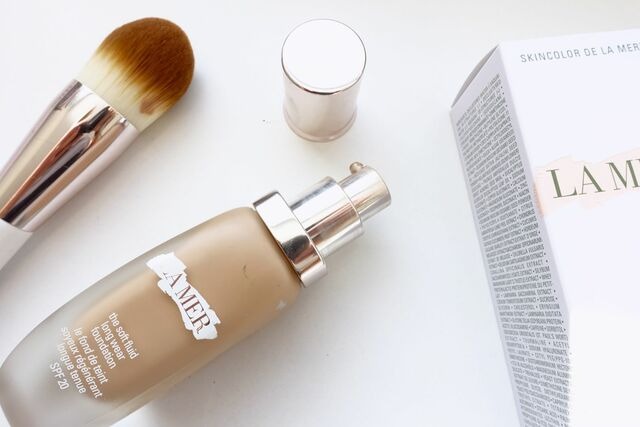Kem nền La Mer The Soft Fluid Long Wear Foundation SPF20 Kem nền La Mer The Soft Fluid Long Wear Foundation SPF20 - Yêu Hàng Ngoại