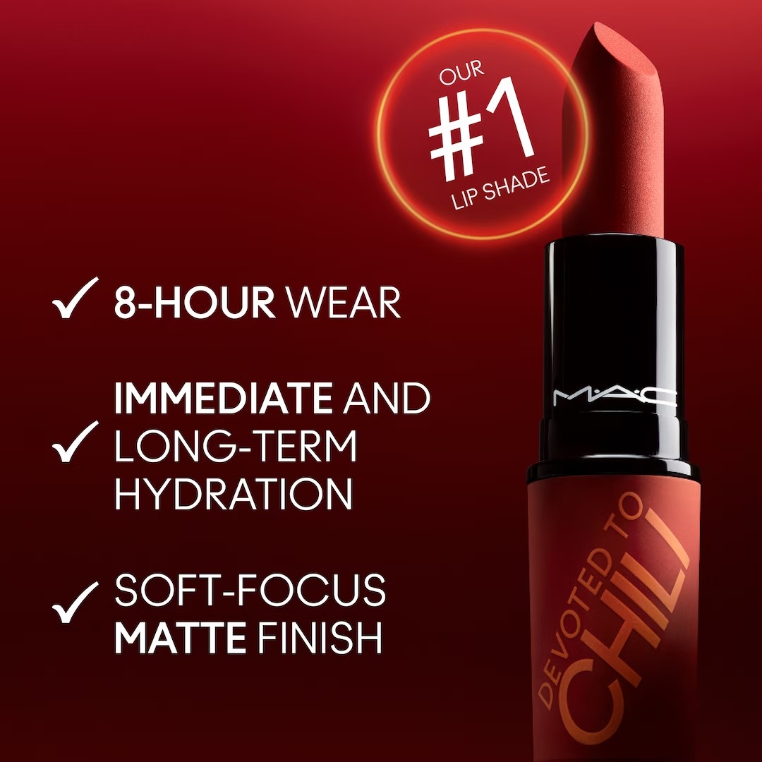 Son Mac Chili'S Crew Powder Kiss Velvet Blur Slim 877 Devoted To Chili (Limited Edition) Son Mac Chili'S Crew Powder Kiss Velvet Blur Slim 877 Devoted To Chili (Limited Edition) - Yêu Hàng Ngoại