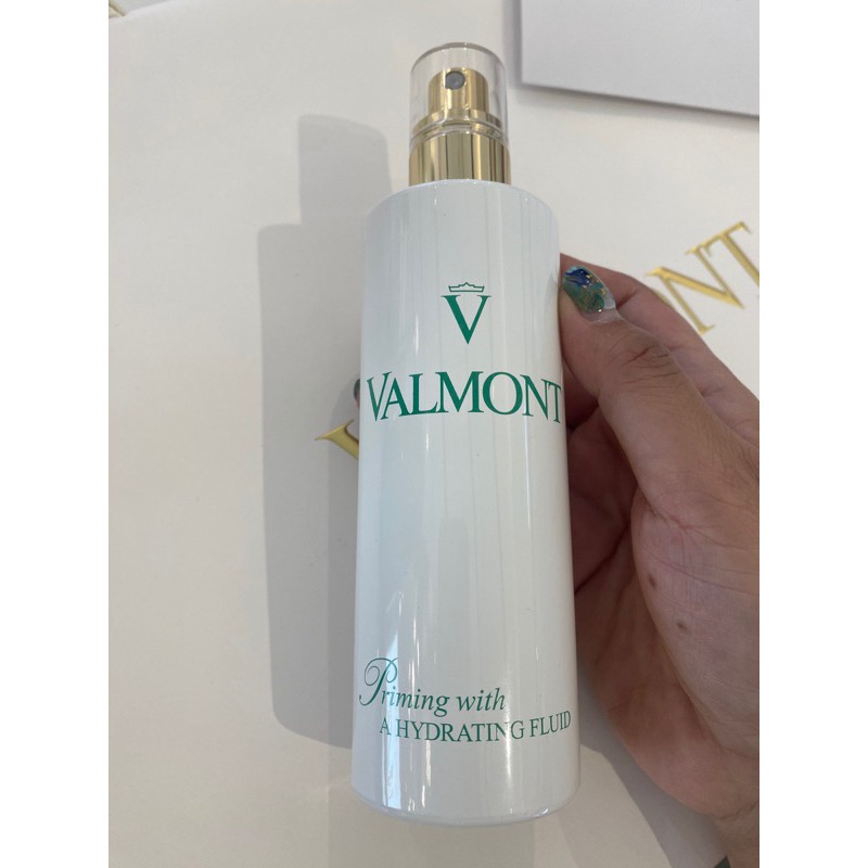 Xịt khoáng Valmont Priming With A Hydrating Fluid 150ml Xịt khoáng Valmont Priming With A Hydrating Fluid 150ml - Yêu Hàng Ngoại