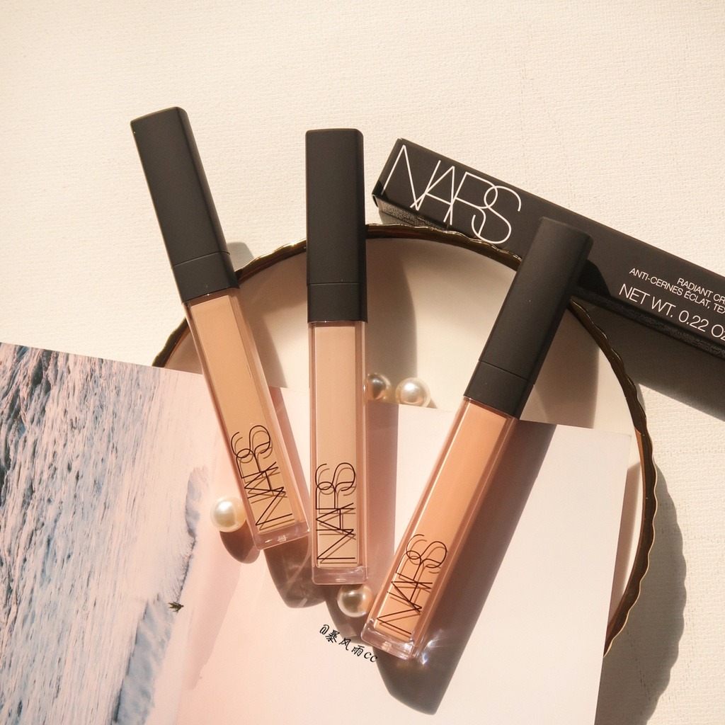 Kem che khuyết điểm NARS Radiant Creamy Concealer dạng thỏi Kem che khuyết điểm NARS Radiant Creamy Concealer dạng thỏi - Yêu Hàng Ngoại