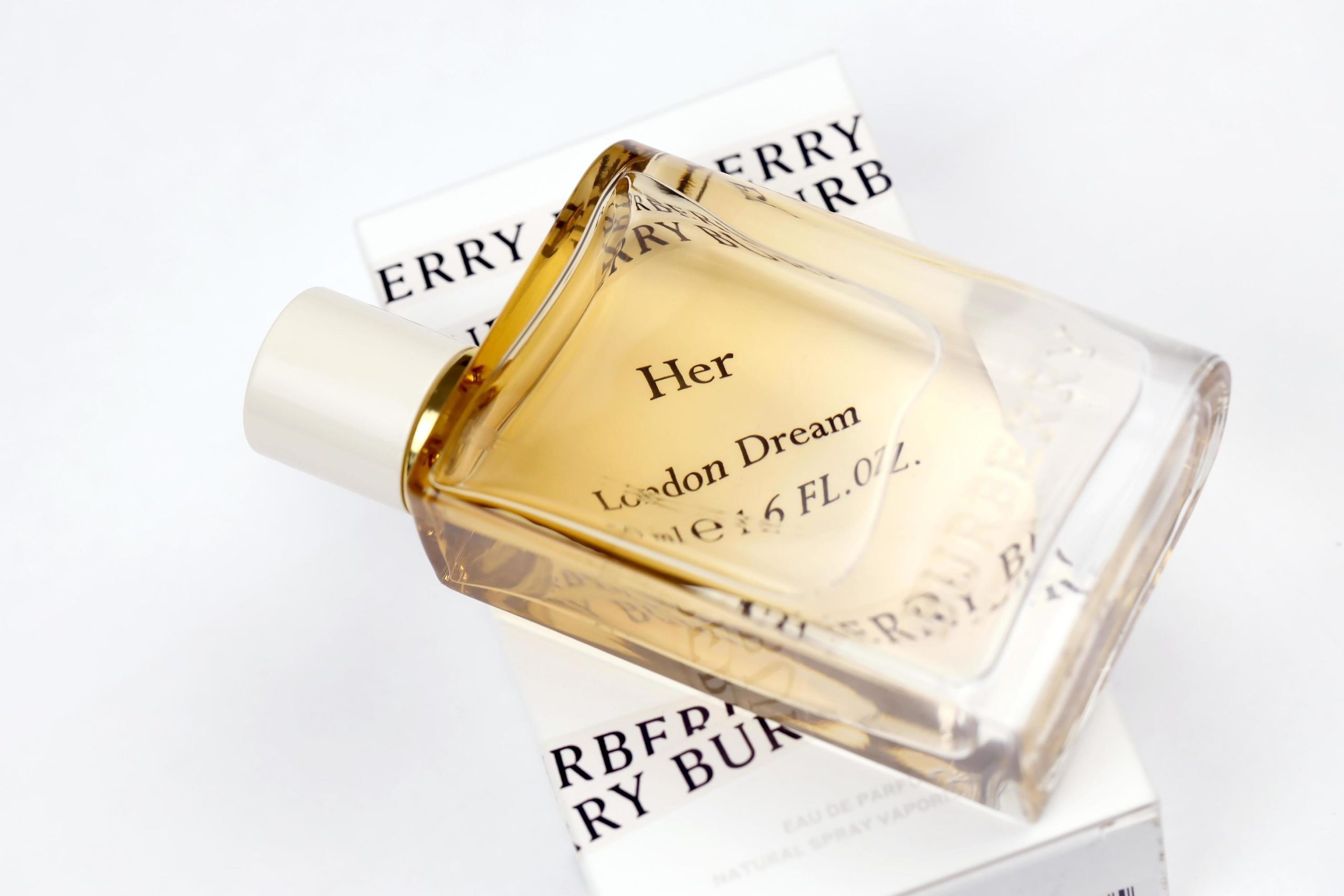 Nước hoa Burberry Her London Dream EDP Nước hoa Burberry Her London Dream EDP - Yêu Hàng Ngoại