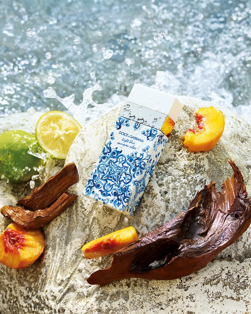 Nước hoa Dolce & Gabbana Light Blue Summer Vibes EDT Nước hoa Dolce & Gabbana Light Blue Summer Vibes EDT - Yêu Hàng Ngoại