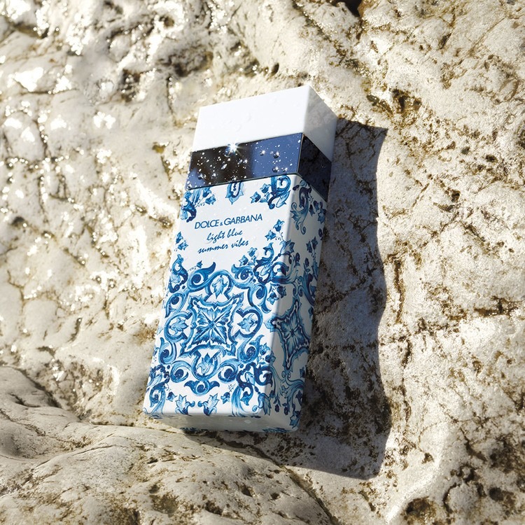 Nước hoa Dolce & Gabbana Light Blue Summer Vibes EDT Nước hoa Dolce & Gabbana Light Blue Summer Vibes EDT - Yêu Hàng Ngoại