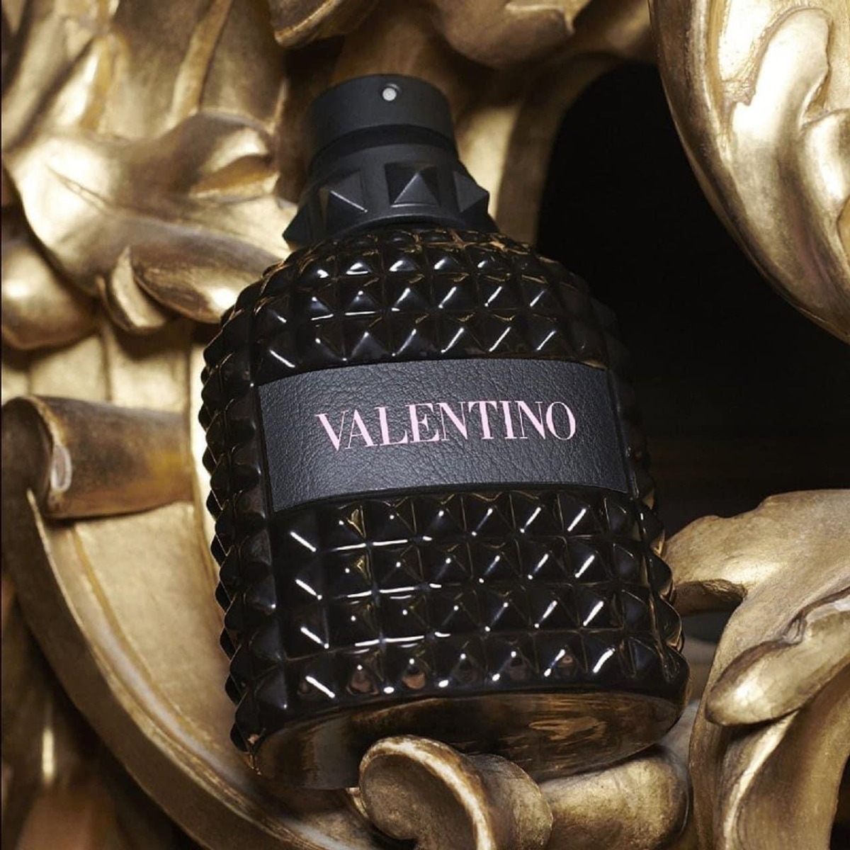Nước hoa Valentino Uomo Born In Roma EDT Nước hoa Valentino Uomo Born In Roma EDT - Yêu Hàng Ngoại