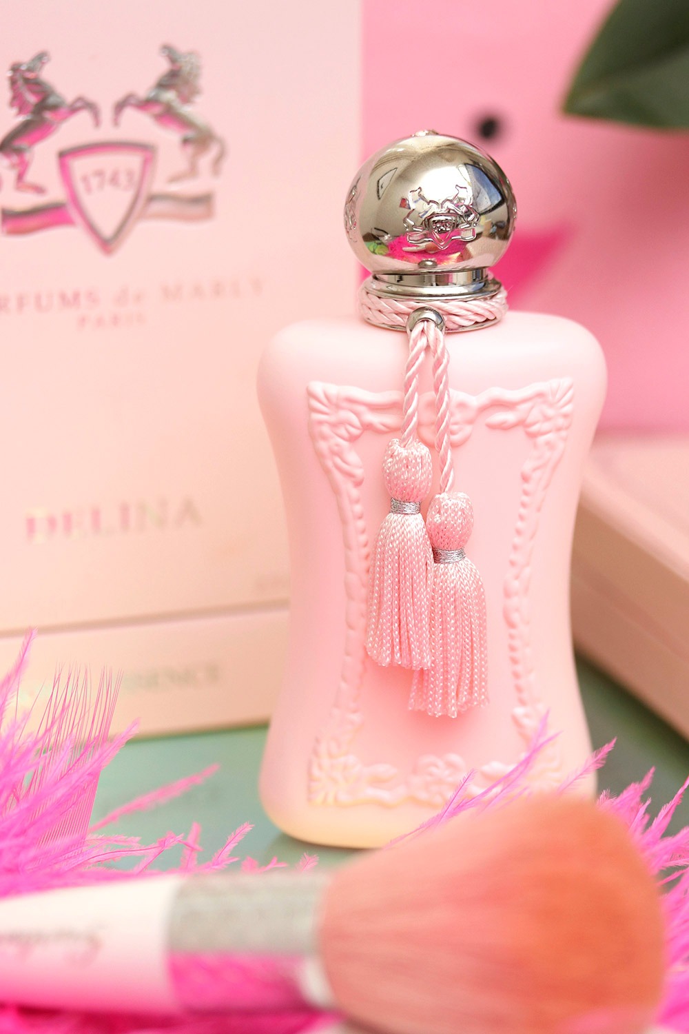 Nước hoa Parfums De Marly Delina Royal Essence EDP Nước hoa Parfums De Marly Delina Royal Essence EDP - Yêu Hàng Ngoại