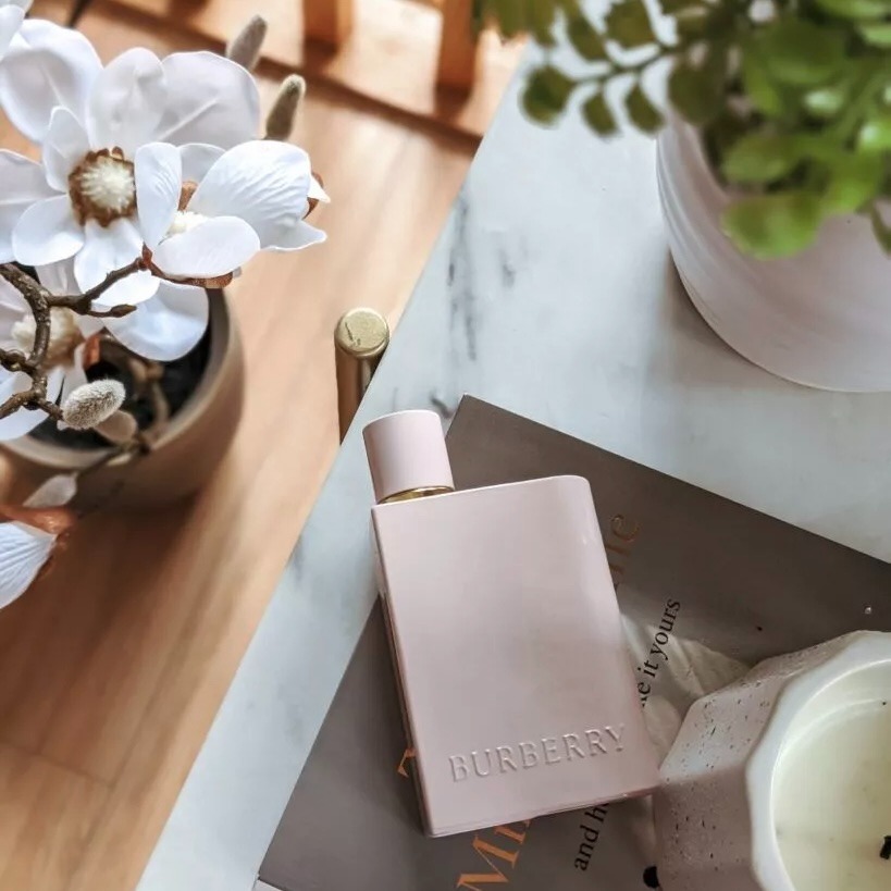 Nước hoa nữ Burberry Her Elixir De Parfum EDP Intense Nước hoa nữ Burberry Her Elixir De Parfum EDP Intense - Yêu Hàng Ngoại