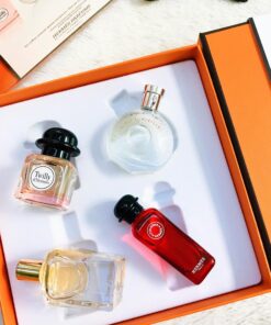 Giftset nước hoa Hermes Miniature For Women 4 chai x 7,5ml Giftset nước hoa Hermes Miniature For Women 4 chai x 7,5ml - Yêu Hàng Ngoại