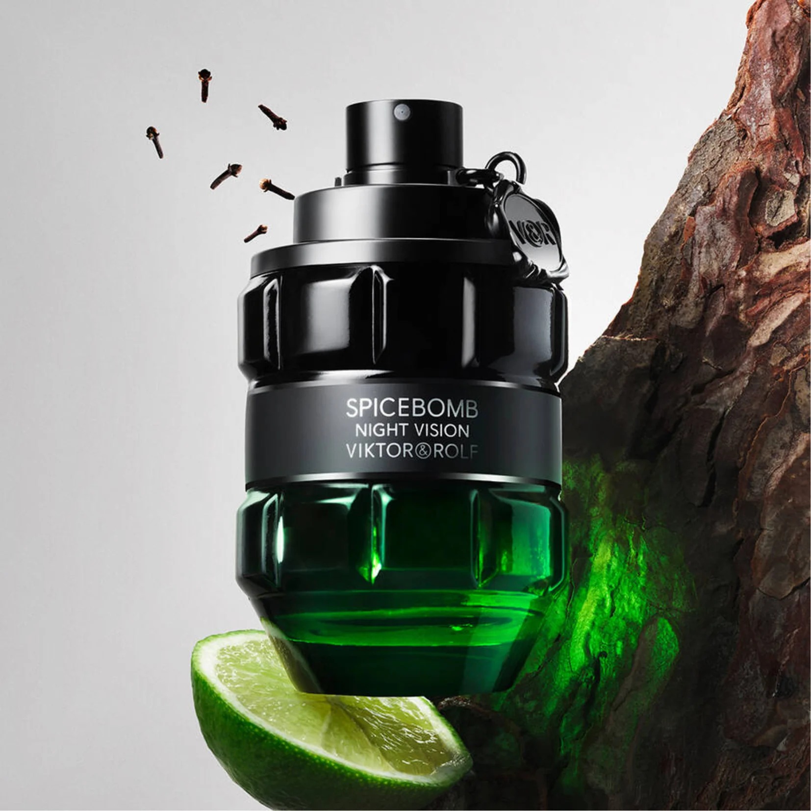Nước hoa Viktor & Rolf Spicebomb Night Vision Pour Homme EDT Nước hoa Viktor & Rolf Spicebomb Night Vision Pour Homme EDT - Yêu Hàng Ngoại