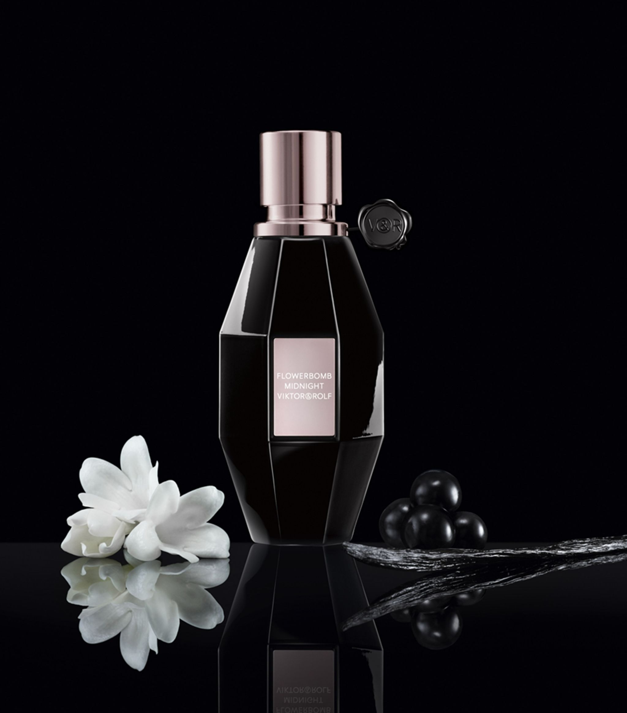 Nước hoa Viktor & Rolf Flowerbomb Midnight EDP Nước hoa Viktor & Rolf Flowerbomb Midnight EDP - Yêu Hàng Ngoại