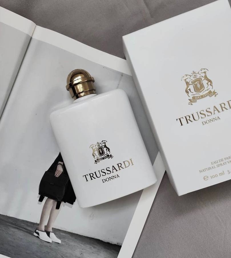 Nước hoa Trussardi Donna EDP Nước hoa Trussardi Donna EDP - Yêu Hàng Ngoại