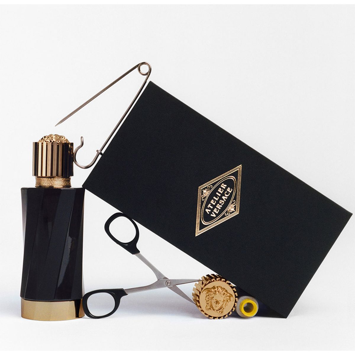 Nước hoa Atelier Versace Figue Blanche EDP Nước hoa Atelier Versace Figue Blanche EDP - Yêu Hàng Ngoại
