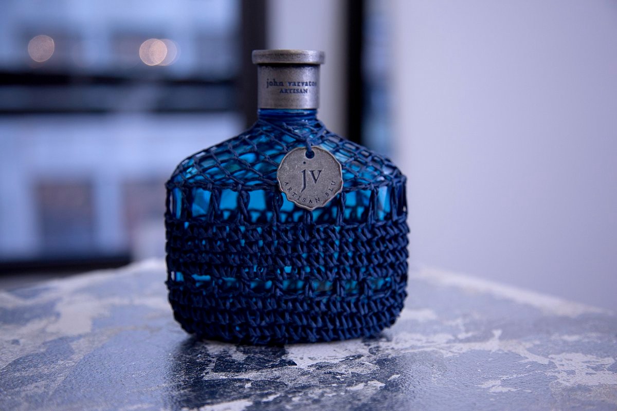 Nước hoa John Varvatos Artisan Blu EDT Nước hoa John Varvatos Artisan Blu EDT - Yêu Hàng Ngoại