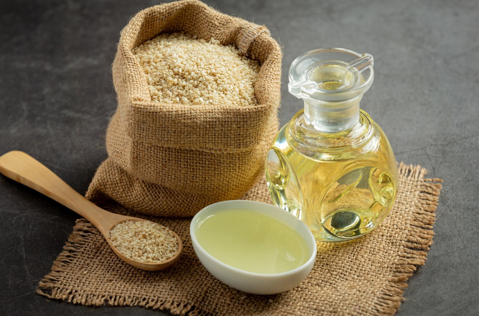 TOP 5 loại dầu hạt giúp giảm cholesterol hiệu quả TOP 5 loại dầu hạt giúp giảm cholesterol hiệu quả - Yêu Hàng Ngoại
