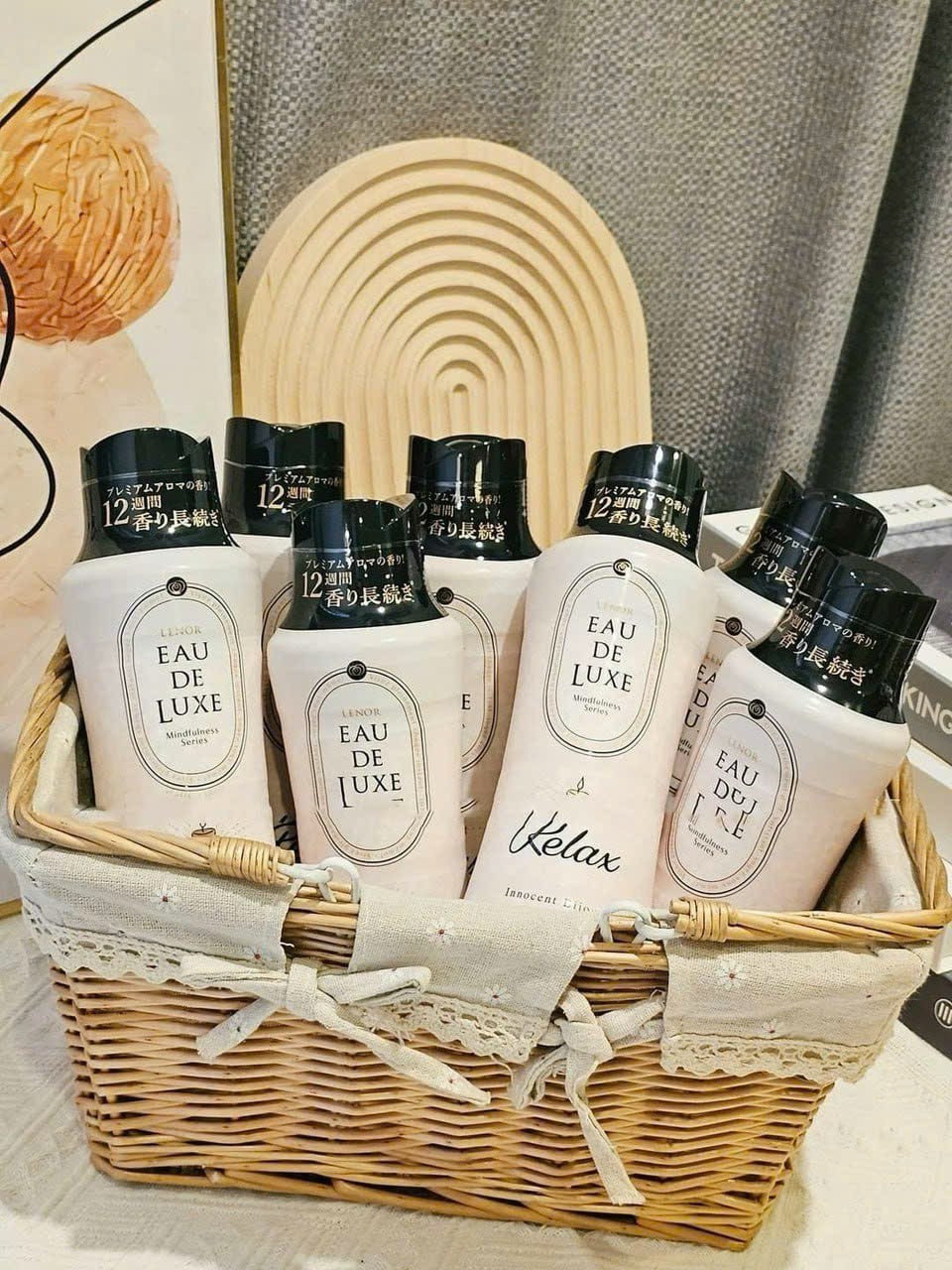 Viên xả vải Lenor Eau De Luxe Nhật Bản Viên xả vải Lenor Eau De Luxe Nhật Bản - Yêu Hàng Ngoại