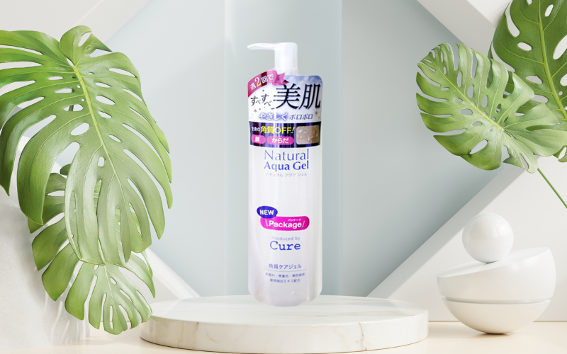 Top những sản phẩm mỹ phẩm Nhật nên mua cho làn da tươi khỏe Gel tẩy tế bào chết Cure Natural Aqua Nhật Bản