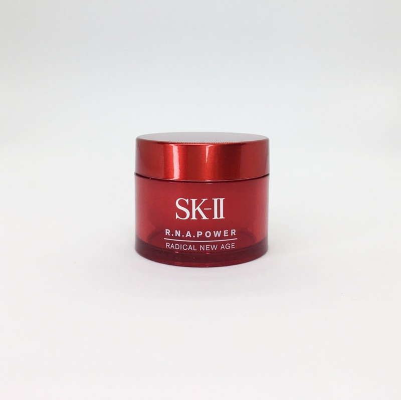 Bộ 3 mỹ phẩm SK-II giá bao nhiêu? Công dụng, cách sử dụng như thế nào? Kem chống lão hóa Sk-II R.N.A. Power Radical New Age