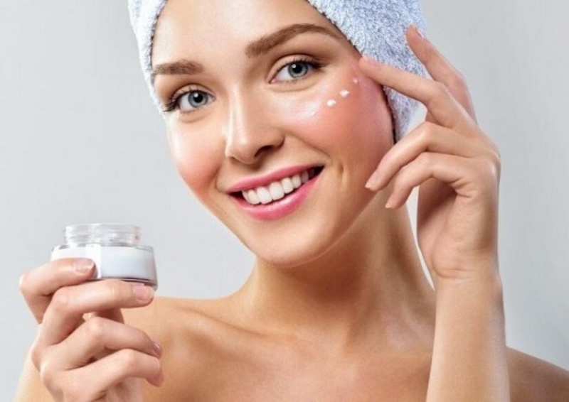 Top 5+ những dòng mỹ phẩm dưỡng da dành cho tuổi 40 của Nhật Trên 40 tuổi cần sử dụng sản phẩm phù hợp