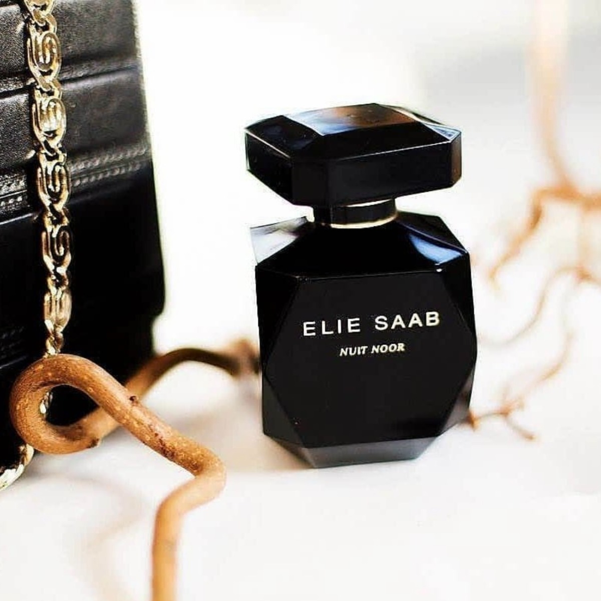Nước hoa Elie Saab Nuit Noor EDP Nước hoa Elie Saab Nuit Noor EDP - Yêu Hàng Ngoại