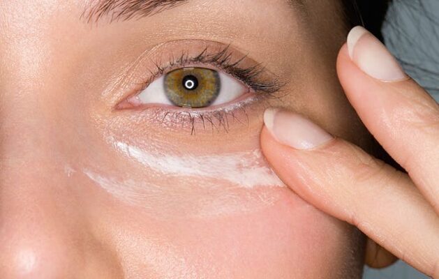 16 Cách Làm Giảm Bọng Mắt Ngay Tại Nhà - Yêu Hàng Ngoại