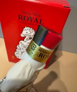 Rượu con ngựa Suntory Royal/Old Whisky Nhật Bản 2026 tết Bính Ngọ Rượu con ngựa Suntory Royal/Old Whisky Nhật Bản 2026 tết Bính Ngọ - Yêu Hàng Ngoại