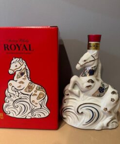 Rượu con ngựa Suntory Royal/Old Whisky Nhật Bản 2026 tết Bính Ngọ Rượu con ngựa Suntory Royal/Old Whisky Nhật Bản 2026 tết Bính Ngọ - Yêu Hàng Ngoại